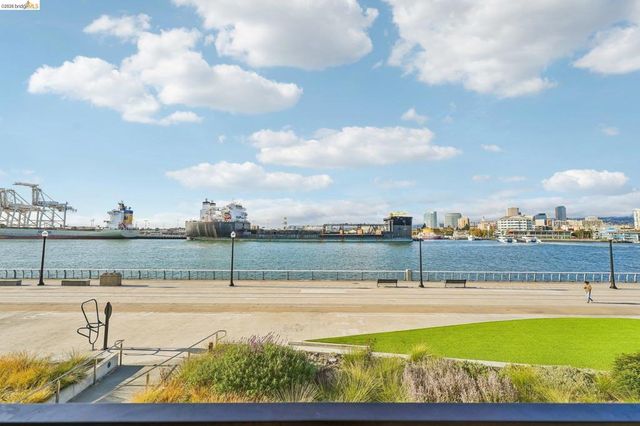 453 Sentinel Dr, Alameda, CA 94501