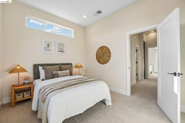 453 Sentinel Dr, Alameda, CA 94501