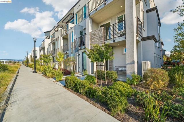 453 Sentinel Dr, Alameda, CA 94501