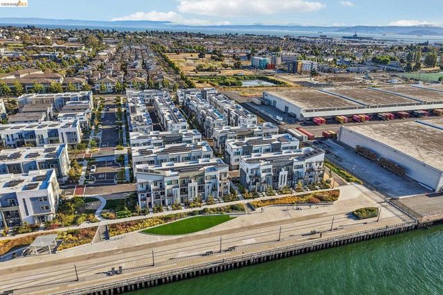 453 Sentinel Dr, Alameda, CA 94501