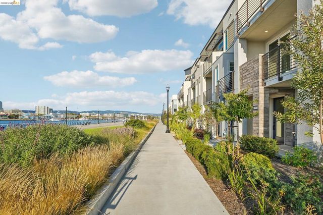 453 Sentinel Dr, Alameda, CA 94501
