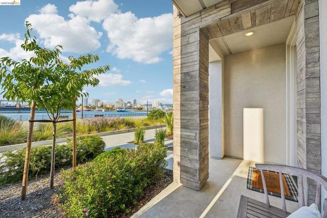 453 Sentinel Dr, Alameda, CA 94501