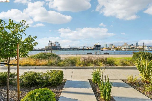 453 Sentinel Dr, Alameda, CA 94501