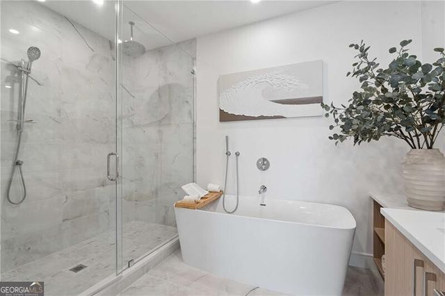 2425 Peachtree Road NE 901, Atlanta, GA 30305