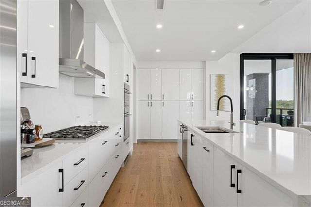 2425 Peachtree Road NE 901, Atlanta, GA 30305