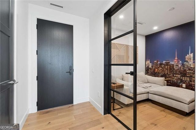 2425 Peachtree Road NE 901, Atlanta, GA 30305