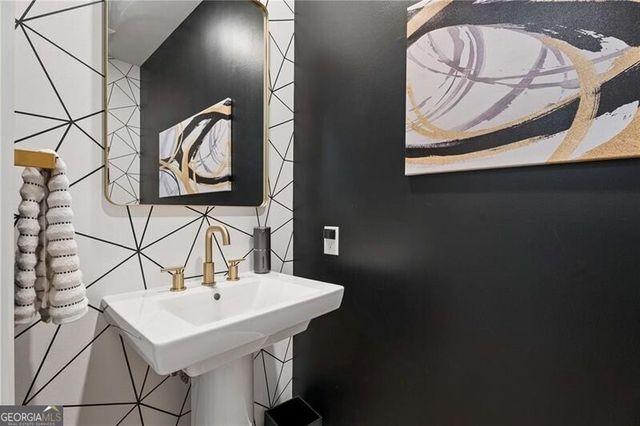 2425 Peachtree Road NE 901, Atlanta, GA 30305