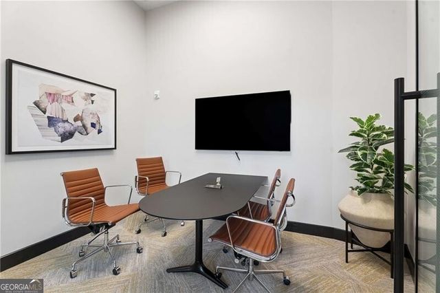 2425 Peachtree Road NE 901, Atlanta, GA 30305