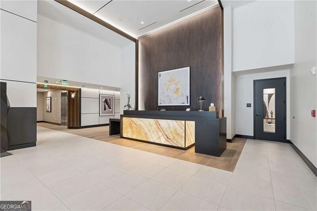 2425 Peachtree Road NE 901, Atlanta, GA 30305