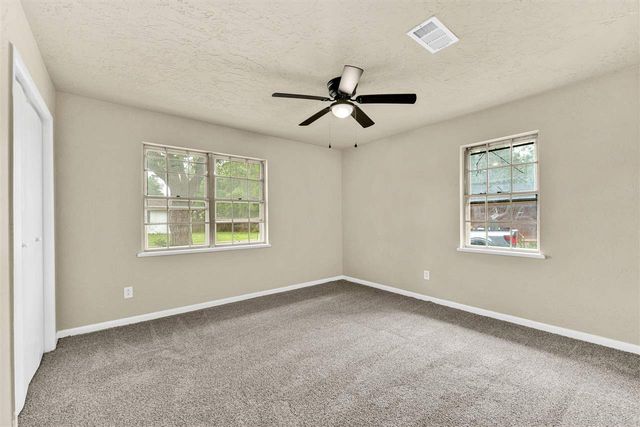 3831 NW Ferris, Lawton, OK 73505