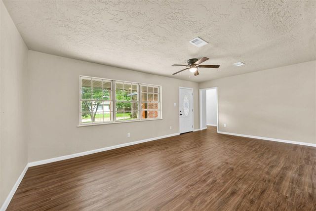 3831 NW Ferris, Lawton, OK 73505