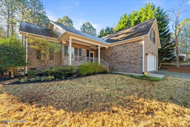 60 Spring Lake Drive, Pinehurst, NC 28374
