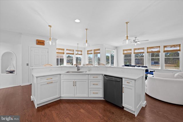 38315 CANAL ST, Ocean View, DE 19970