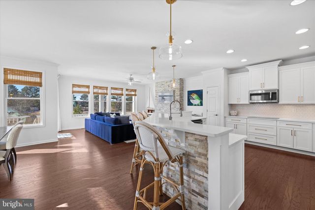 38315 CANAL ST, Ocean View, DE 19970