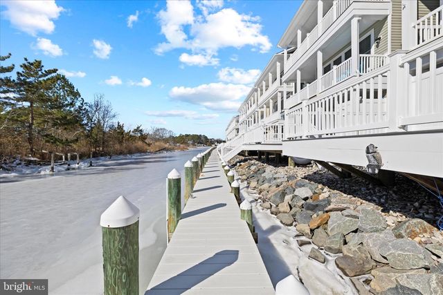 38315 CANAL ST, Ocean View, DE 19970