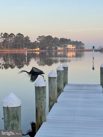 38315 CANAL ST, Ocean View, DE 19970