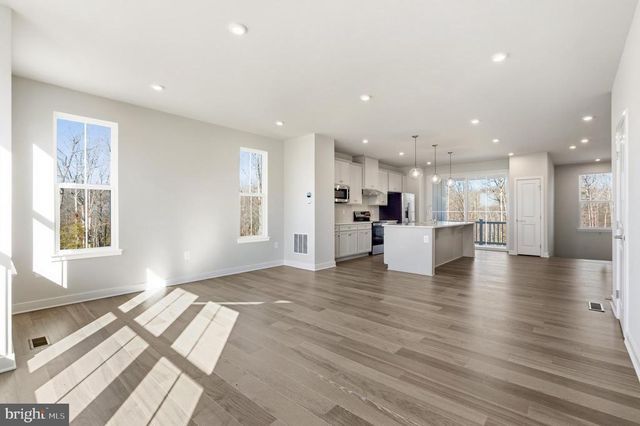 9399 EDENDERRY DR, Fredericksburg, VA 22408