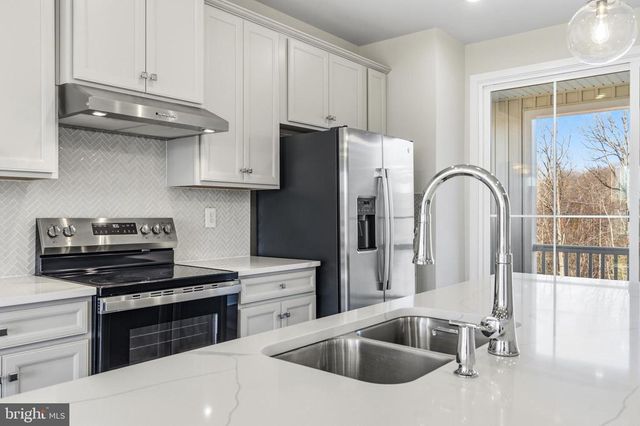 9399 EDENDERRY DR, Fredericksburg, VA 22408