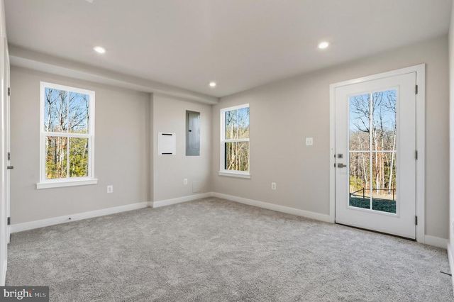 9399 EDENDERRY DR, Fredericksburg, VA 22408