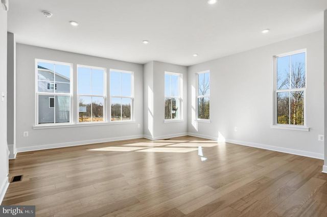 9399 EDENDERRY DR, Fredericksburg, VA 22408