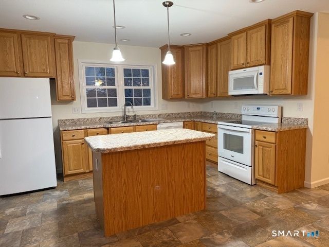 66 Rainbow Drive, Montville, CT 06382