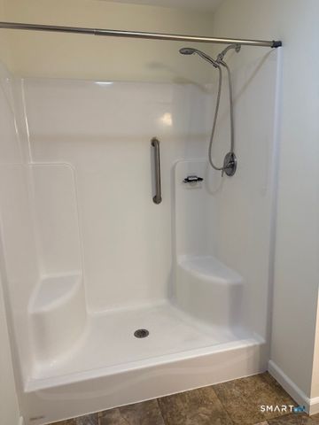 66 Rainbow Drive, Montville, CT 06382