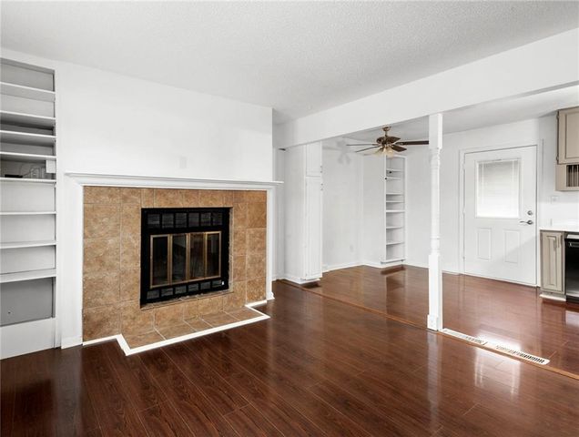 20108 E 12th Terrace S, Independence, MO 64057