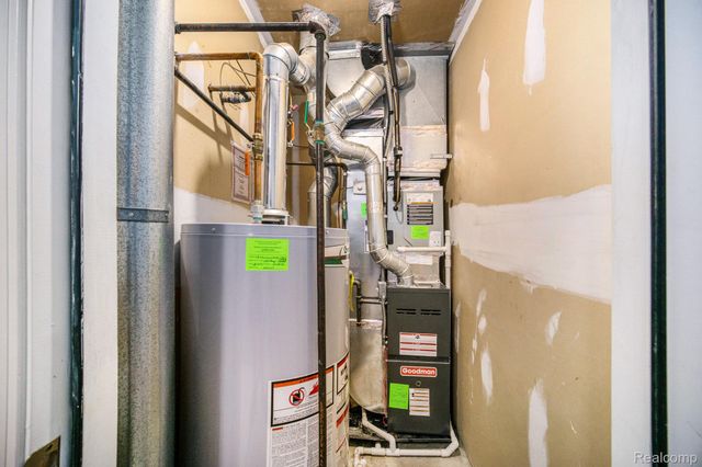 1623 LONG MEADOW TRAIL, Pittsfield Charter Township, MI 48108