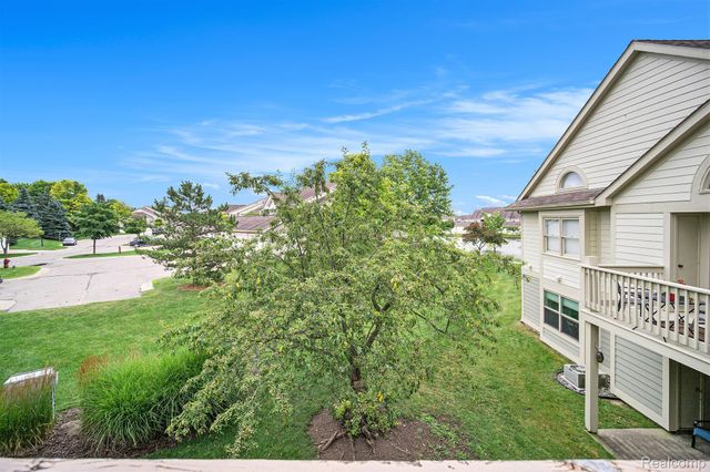 1623 LONG MEADOW TRAIL, Pittsfield Charter Township, MI 48108