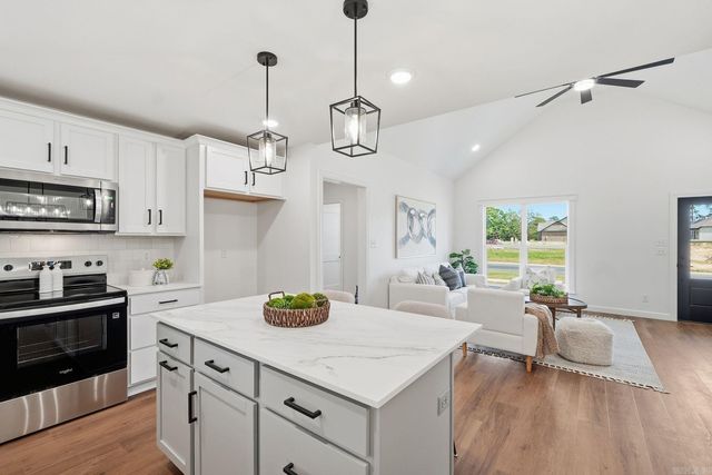 118 Riverstone Loop, Hot Springs, AR 71913