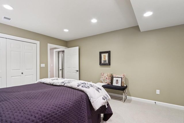 16885 Lake ROAD #A, Brookfield, WI 53005