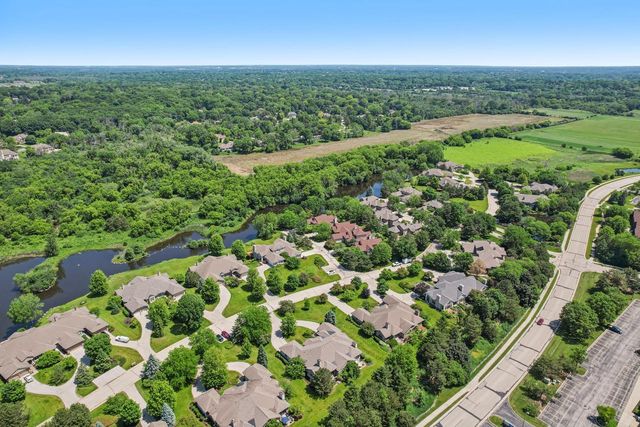 16885 Lake ROAD #A, Brookfield, WI 53005