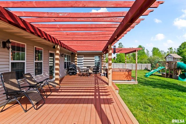 3904 PEACH TREE Drive, Springfield, IL 62711