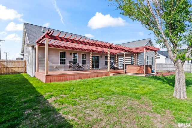 3904 PEACH TREE Drive, Springfield, IL 62711