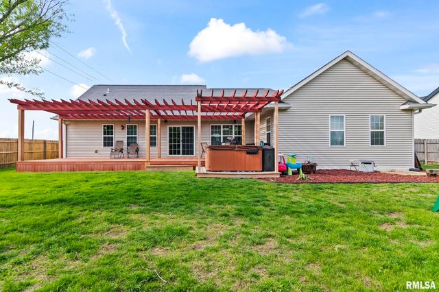 3904 PEACH TREE Drive, Springfield, IL 62711