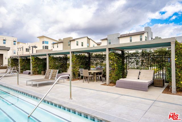 19547 Cardigan Drive, Northridge, CA 91324