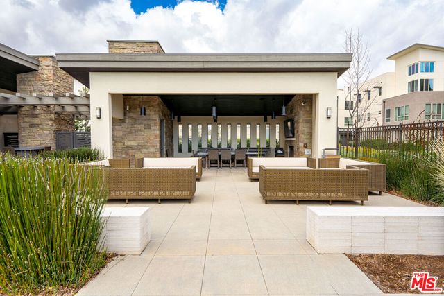 19547 Cardigan Drive, Northridge, CA 91324