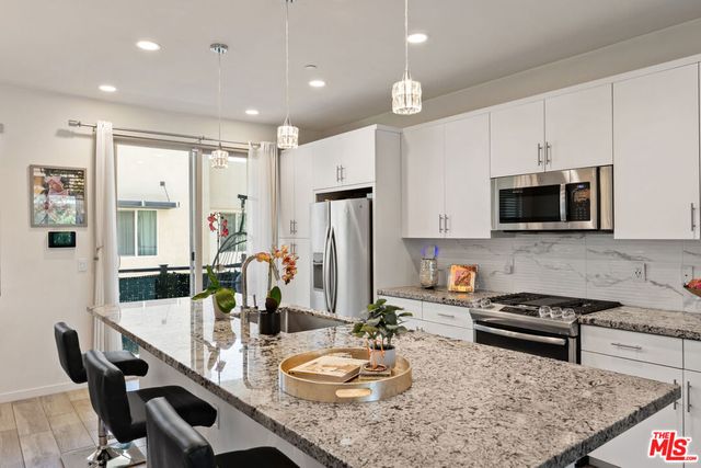 19547 Cardigan Drive, Northridge, CA 91324