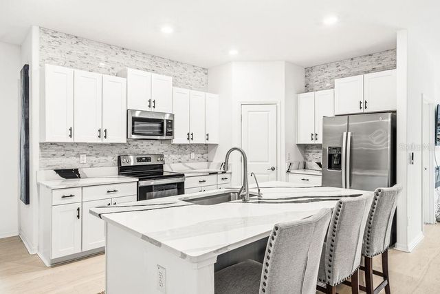 9617 BRANCHING SHIP TRACE, Wesley Chapel, FL 33545