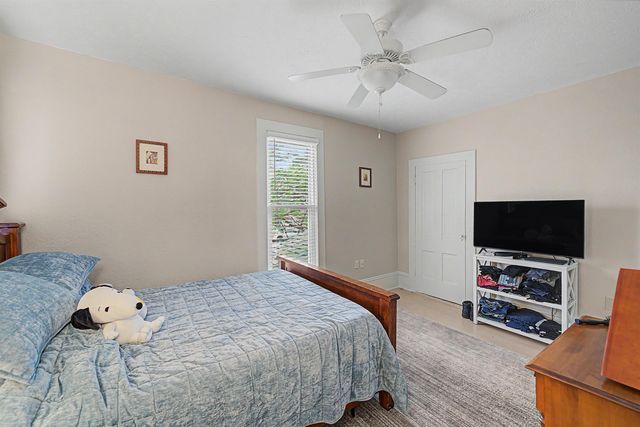 130 W Prescott Ave, Salina, KS 67401