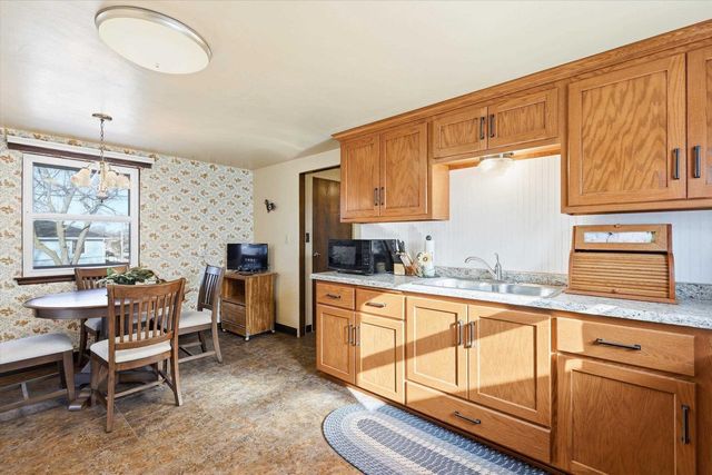 816 WILSON STREET, Little Chute, WI 54140