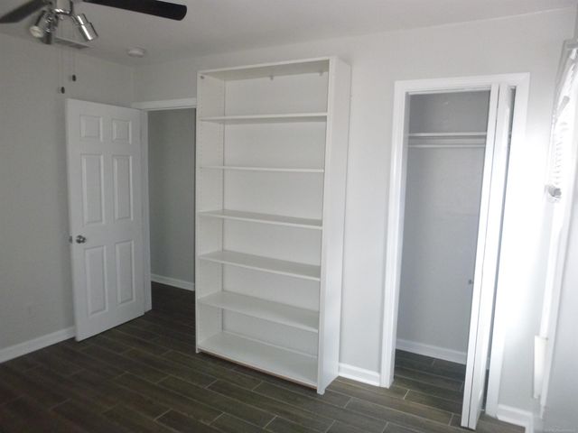 110 Manatee Avenue, Hazel Park, MI 48030