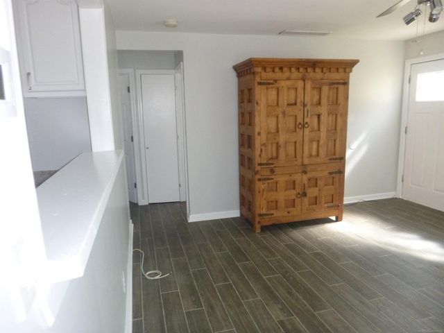 110 Manatee Avenue, Hazel Park, MI 48030
