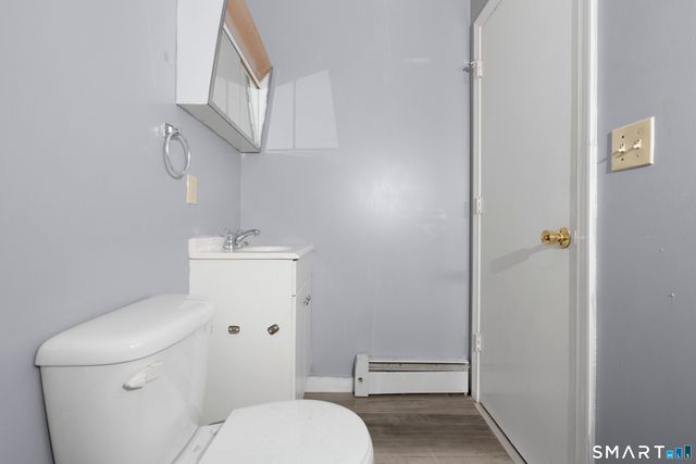 815 East Main Street, Waterbury, CT 06705