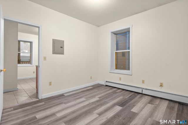 815 East Main Street, Waterbury, CT 06705