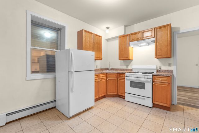 815 East Main Street, Waterbury, CT 06705