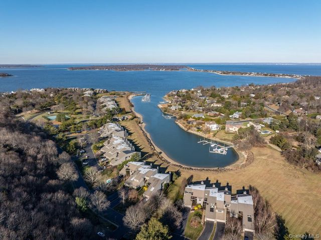 6 Lady Janes Way, Northport, NY 11768