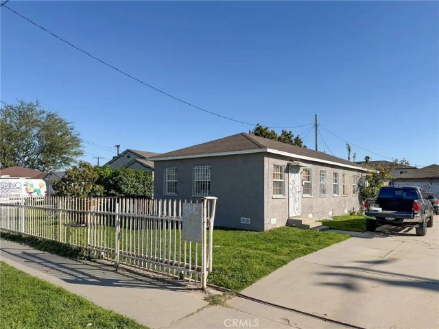 804 E Oaks, Compton, CA 90221