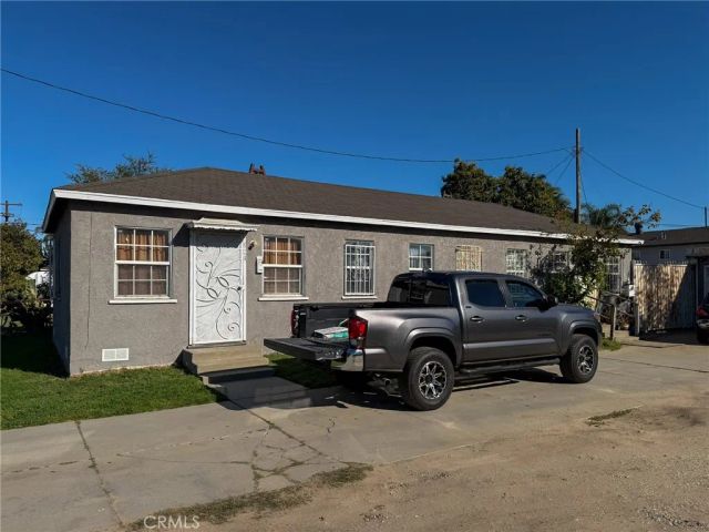 804 E Oaks, Compton, CA 90221