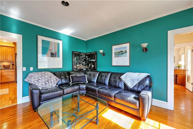 41 Stadium Road, Providence, RI 02906